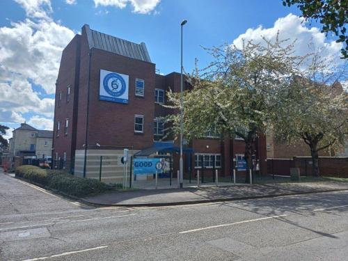Elgin House, Billing Road, Northampton, NN1