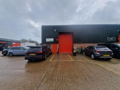 Unit 10 Berry Court Farm, Tadley, RG26