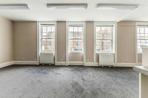 11-15 High Street, Marlow, SL7