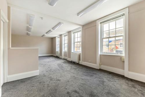 11-15 High Street, Marlow, SL7