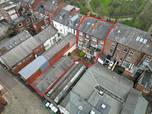 26/27 Park Square West, Leeds, LS1