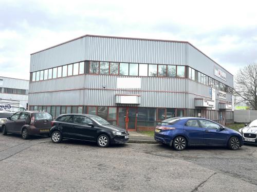 1A Broadfields Court, Broadfields Retail Park, Aylesbury, HP19