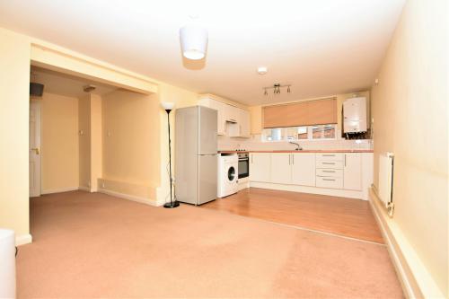 And 2A, 2B, 4A, 4B, & 4C Castle Street, 159 Cambridge Street, Aylesbury, HP20
