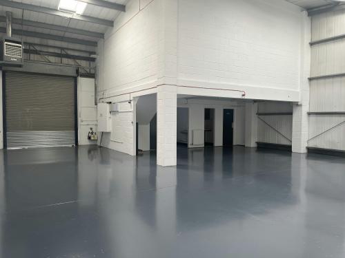 Unit 9, Vale Industrial Estate, Southern Road, Aylesbury, HP19