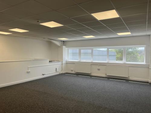 Unit 9, Vale Industrial Estate, Southern Road, Aylesbury, HP19