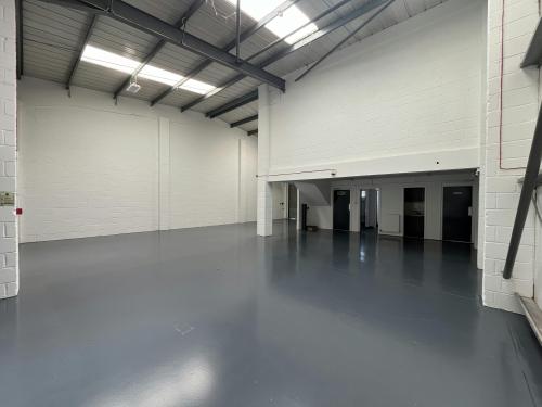 Unit 9, Vale Industrial Estate, Southern Road, Aylesbury, HP19