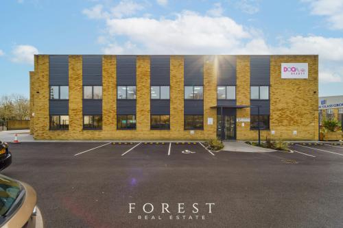 2 Cumberland Avenue, Park Royal, London, NW10