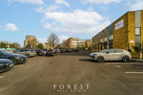2 Cumberland Avenue, Park Royal, London, NW10