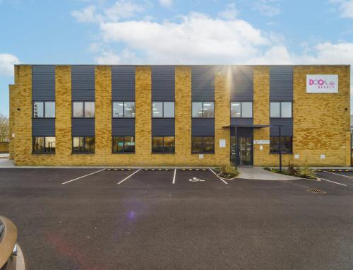 2 Cumberland Avenue, Park Royal, London, NW10