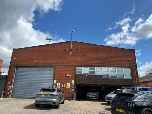 8 David Road, Colnbrook, Slough, SL3
