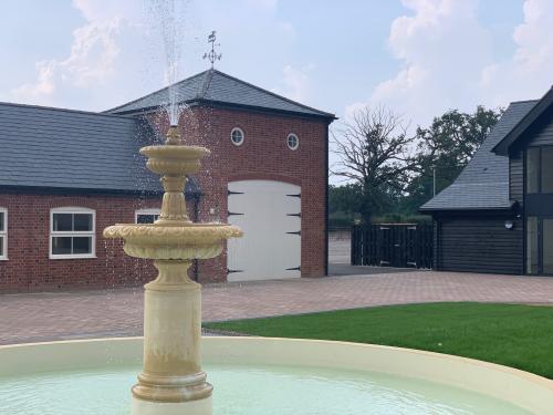 The Granary at Woodlands Court, Burnham Road, Beaconsfield, HP9