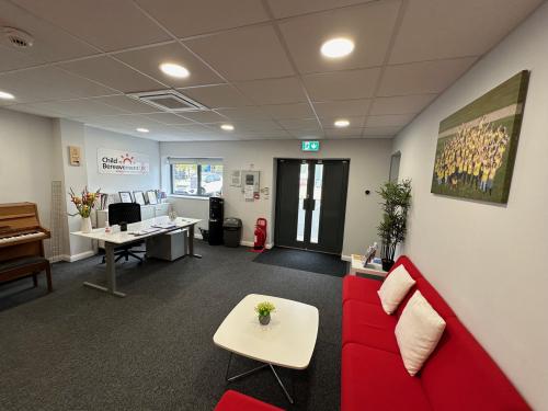 Unit C, Knaves Beech Industrial Estate, Knaves Beech Way, Loudwater, High Wycombe, HP10