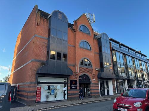 Penn House, 22 Station Road, Gerrards Cross, SL9