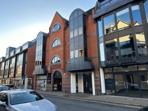 Penn House, 22 Station Road, Gerrards Cross, SL9