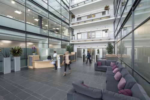 2, World Business Centre Heathrow, Newall Road, Hounslow, TW6