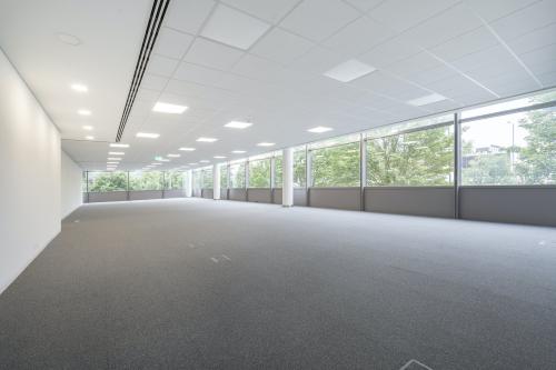 1, World Business Centre Heathrow, Newall Road, Hounslow, TW6