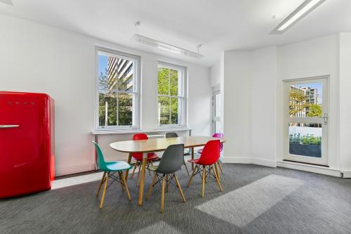 7 Lyric Square, Hammersmith, London, W6