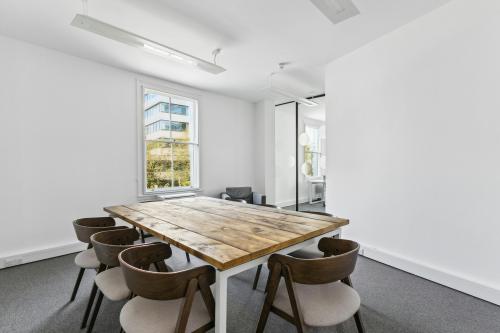 7 Lyric Square, Hammersmith, London, W6