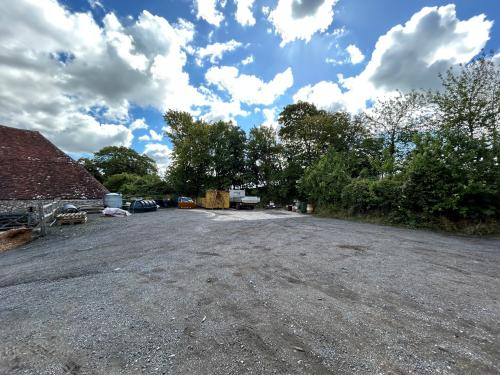 Buildings & Yard Home Farm, Lacys Hill, Glynde, Lewes, BN8