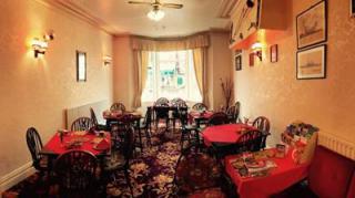 Walcot Hotel, 35 Palatine Road, Blackpool, FY1