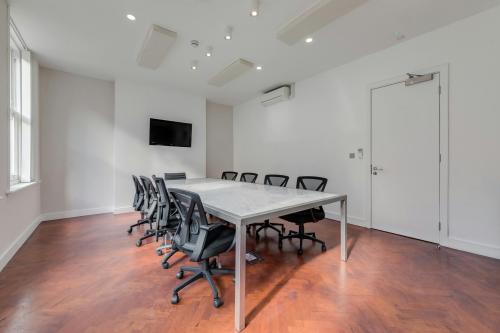 18A Great Portland Street, Fitzrovia, London, W1W