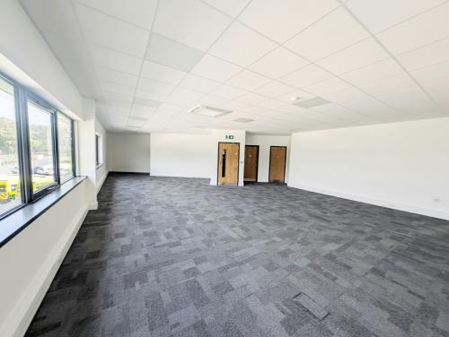 H4, Adanac Park, Adanac Drive, Nursling, Southampton, SO16