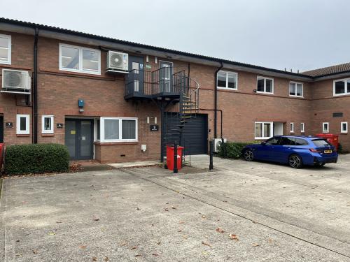 4 Drakes Mews, Crownhill, Milton Keynes, MK8