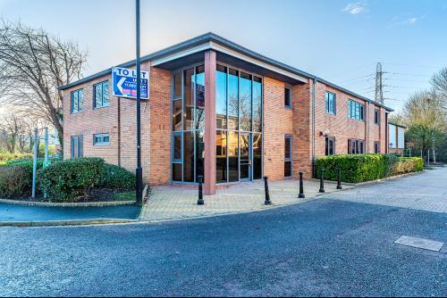 Unit 7, Kings Business Park, Feeder Road, Bristol, BS2