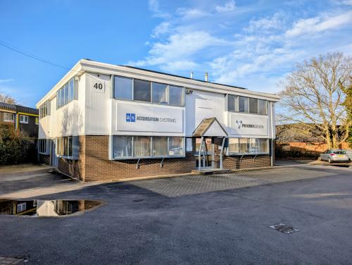 Herion House, Hogwood Industrial Estate, 40 Ivanhoe Road, Finchampstead, Wokingham, RG40