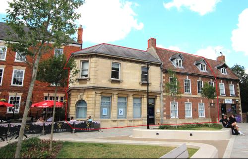 6-8 Market Place, Sleaford, NG34