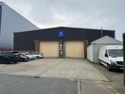 717A North Circular Road, Neasden, London, NW2
