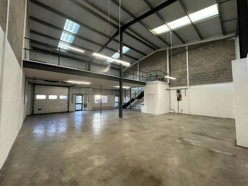 Unit 3, Glenmore Business Centre, Vincients Road, Chippenham, SN14