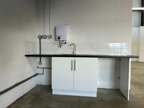 Unit 3, Glenmore Business Centre, Vincients Road, Chippenham, SN14