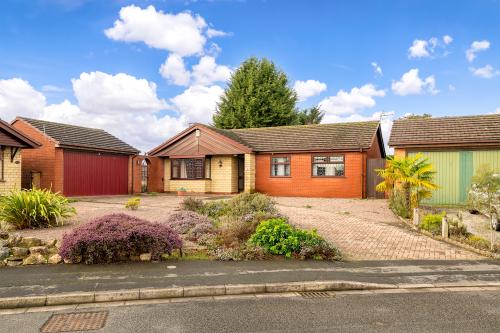2 Metheringham Close, Eye, Lincoln, LN6