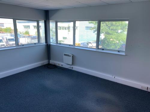 Unit 24, Horizon Business Centre, Alder Close, Erith, DA18