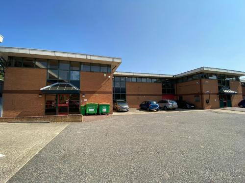 Unit 2 & 3, Ravensquay Business Centre, Cray Avenue, Orpington, BR5