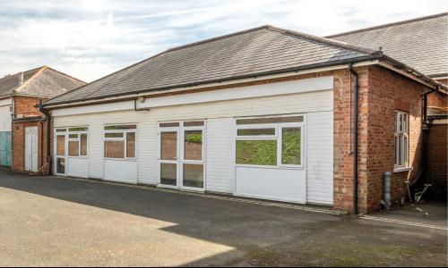 42 London Road, Hailsham, BN27
