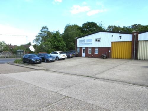 Unit 1, Gillmans Industrial Estate, Natts Lane, Billingshurst, RH14