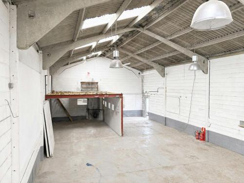 Unit 5 Picks Cottage, Sewardstone Road, Chingford, London, E4