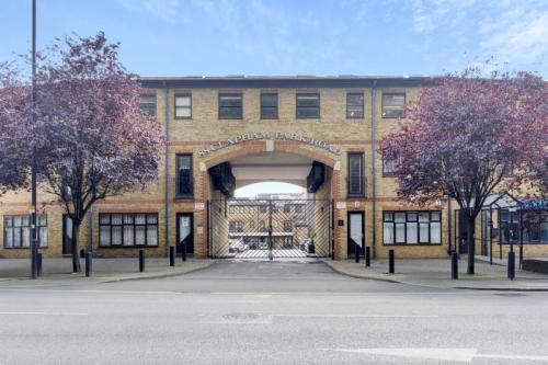Unit 13, 88 Clapham Park Road, Clapham, London, SW4