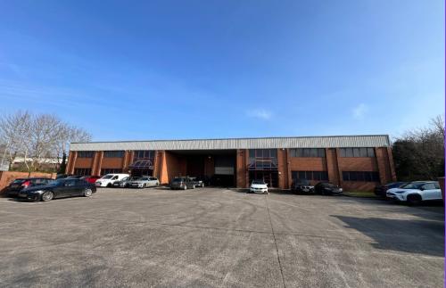 Units 3 & 4, Cribbs Causeway Centre, The Laurels, Bristol, BS10